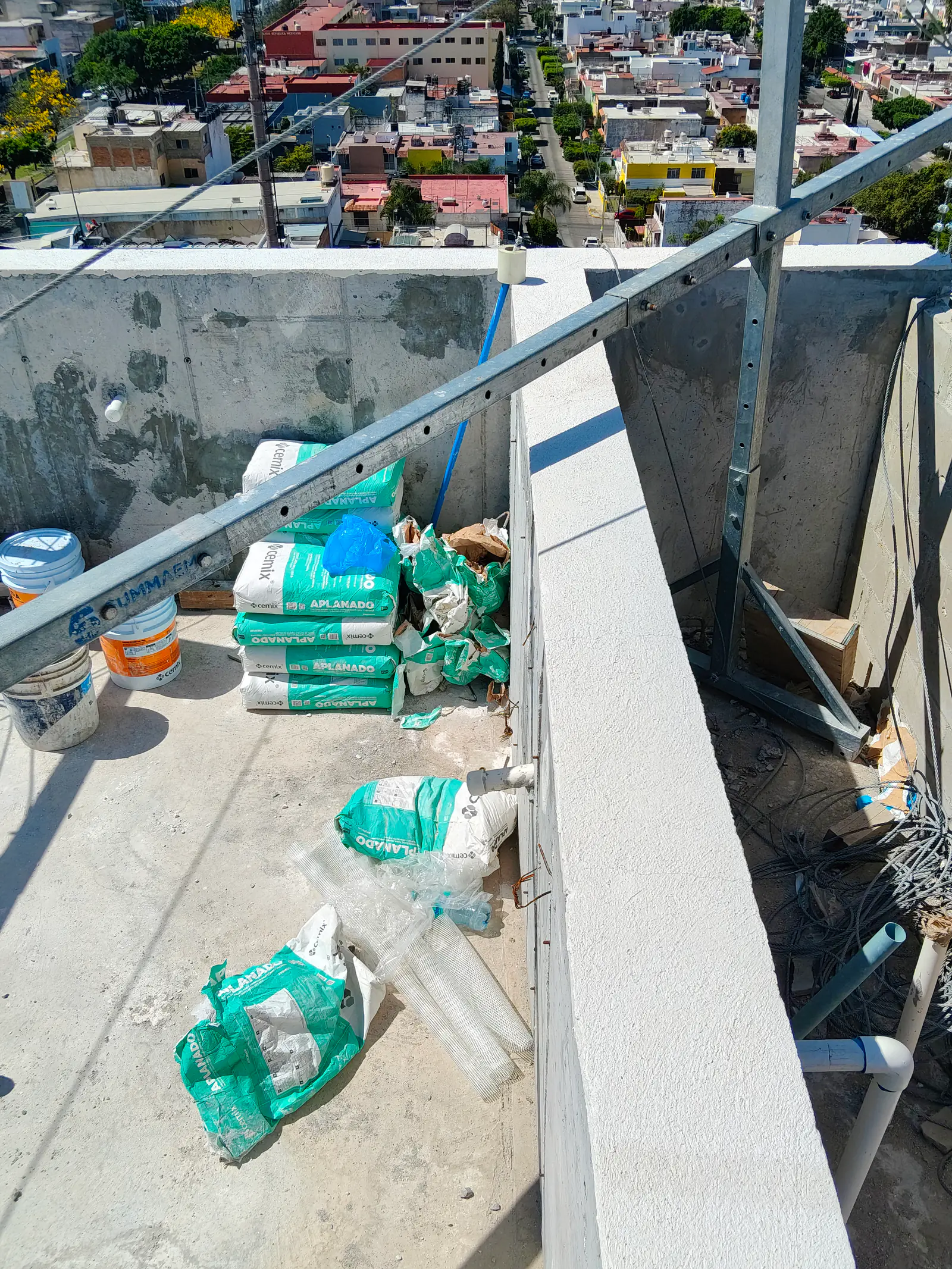 Cantera y Cuarto de Máquinas en Guadalajara, Jalisco, alberca con sistema RENOLIT por AlbercasVIP, imagen 3