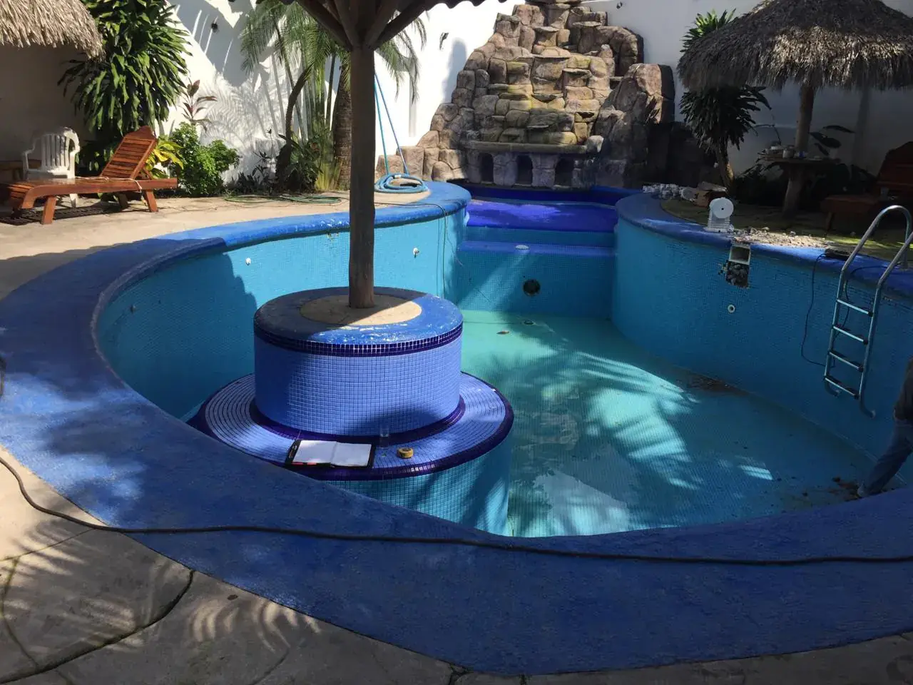 Lo de Marcos en Nayarit, alberca con sistema RENOLIT por AlbercasVIP, imagen 3