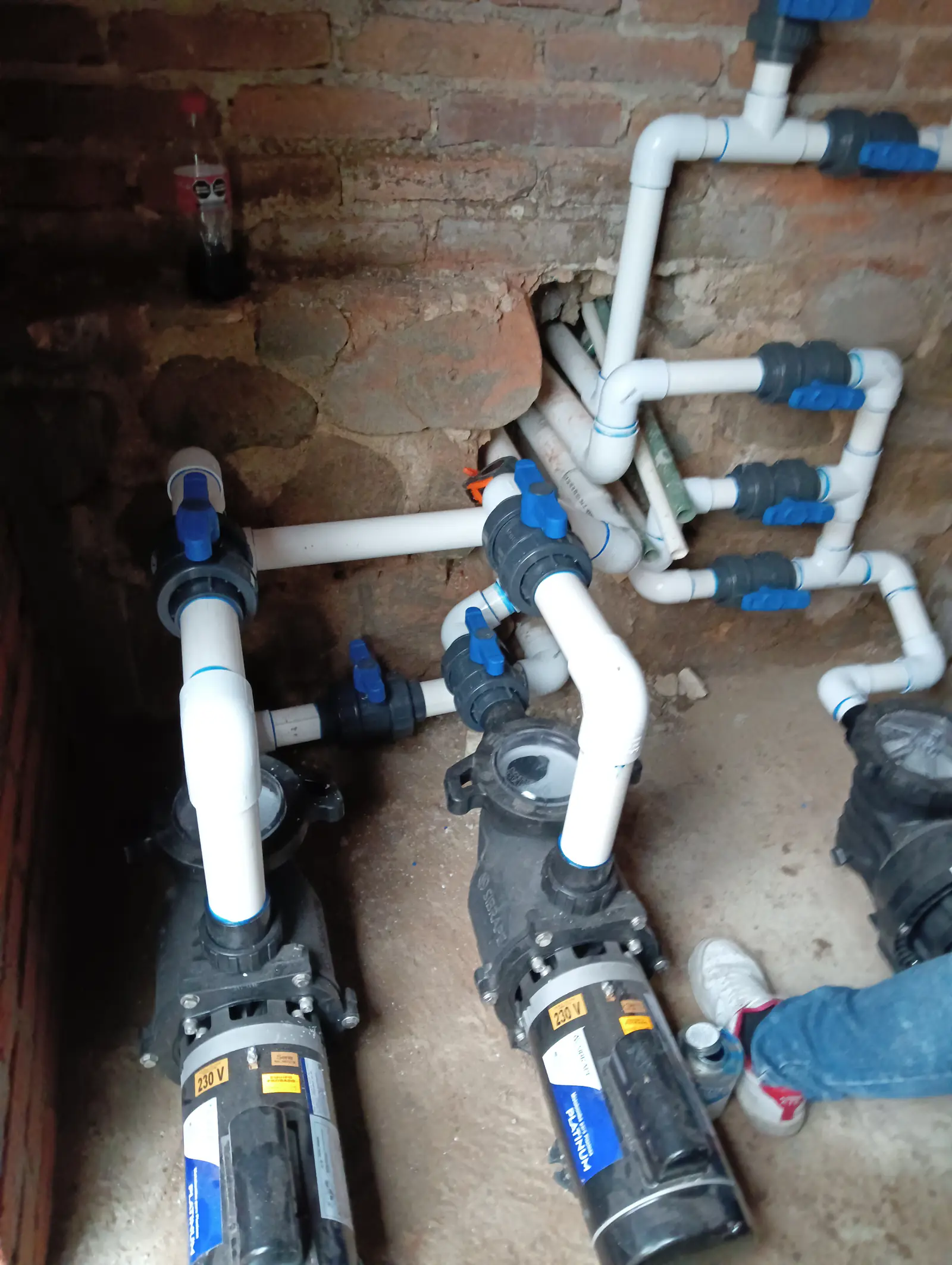 Mármol y Talavera, alberca con sistema RENOLIT por AlbercasVIP, imagen 4