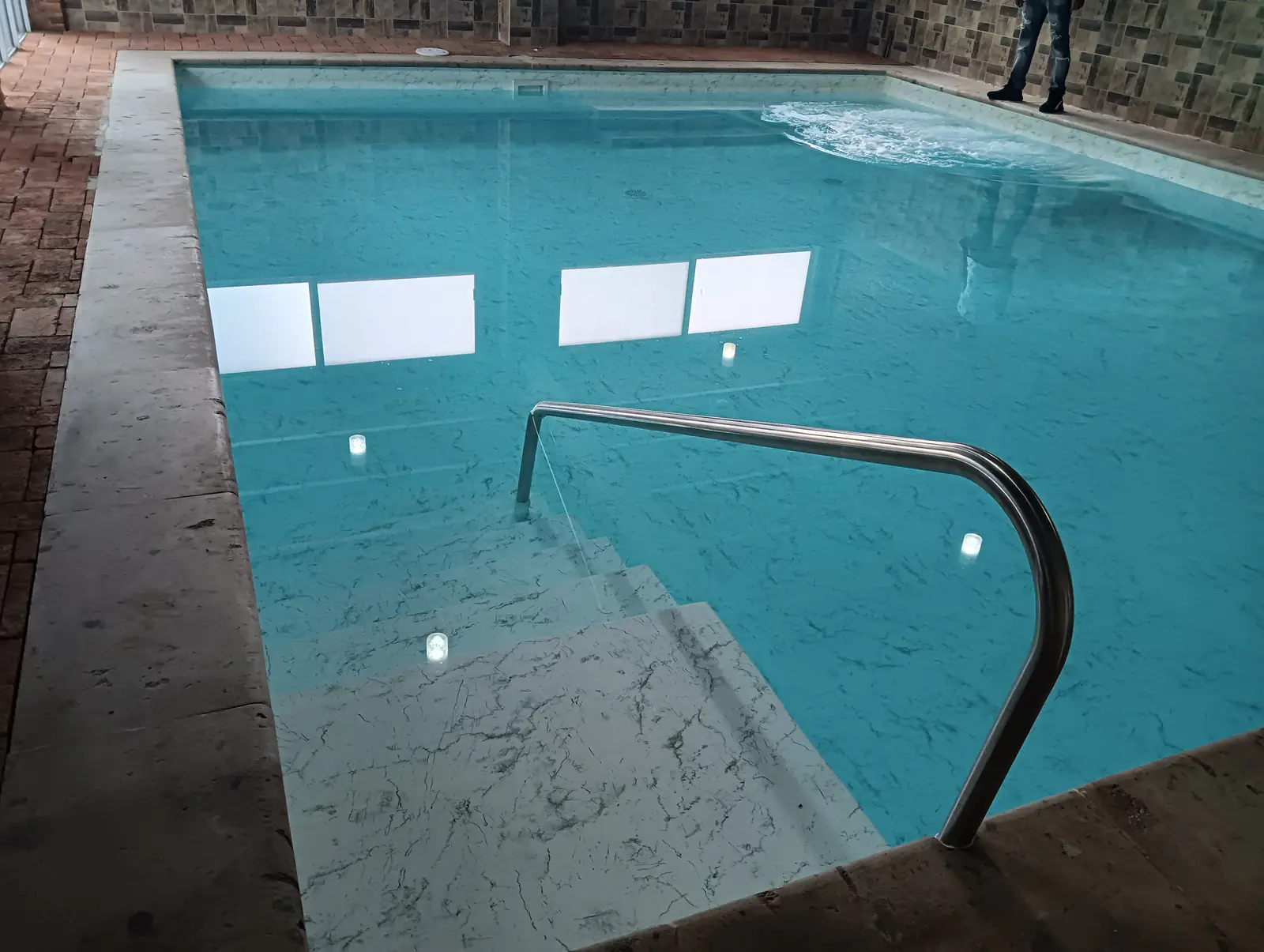 Alberca Techada Zapopan en Zapopan, Jalisco, alberca con sistema RENOLIT por AlbercasVIP, imagen 6